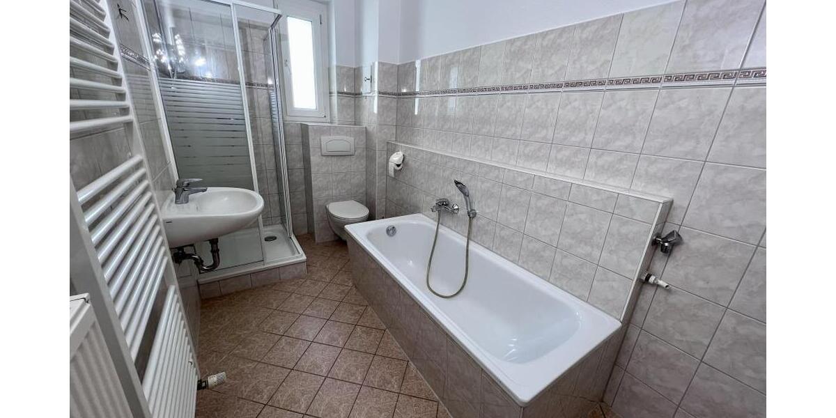 Balkon und Aufzug in der Innenstadt von Gera nahe dem Süd-Bahnhof! - Etagenwohnung Gera Debschwitz | Angebot:26384779