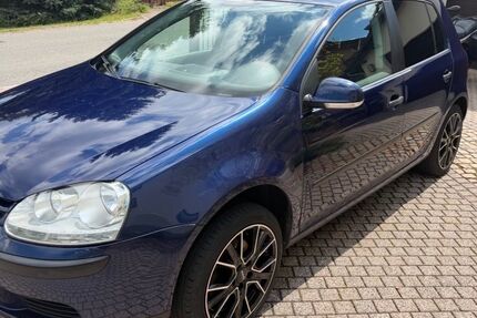 VW Golf 199.999 km 2.650 &euro; Crimmitschau 08451