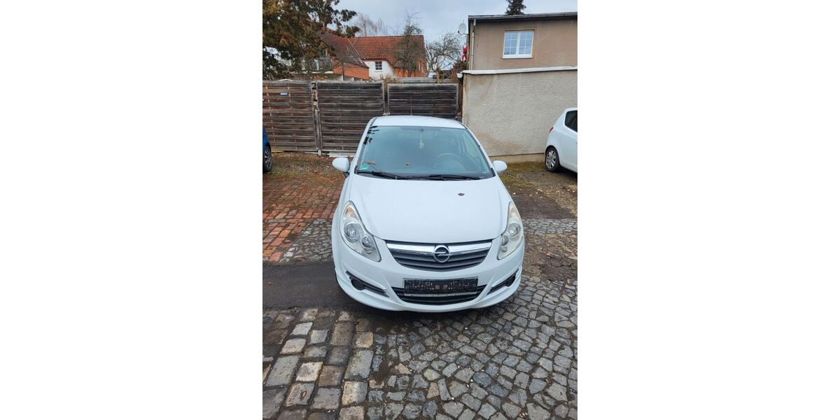 Opel Corsa 56.000 km 4.900 &euro; ZECHAU 04617