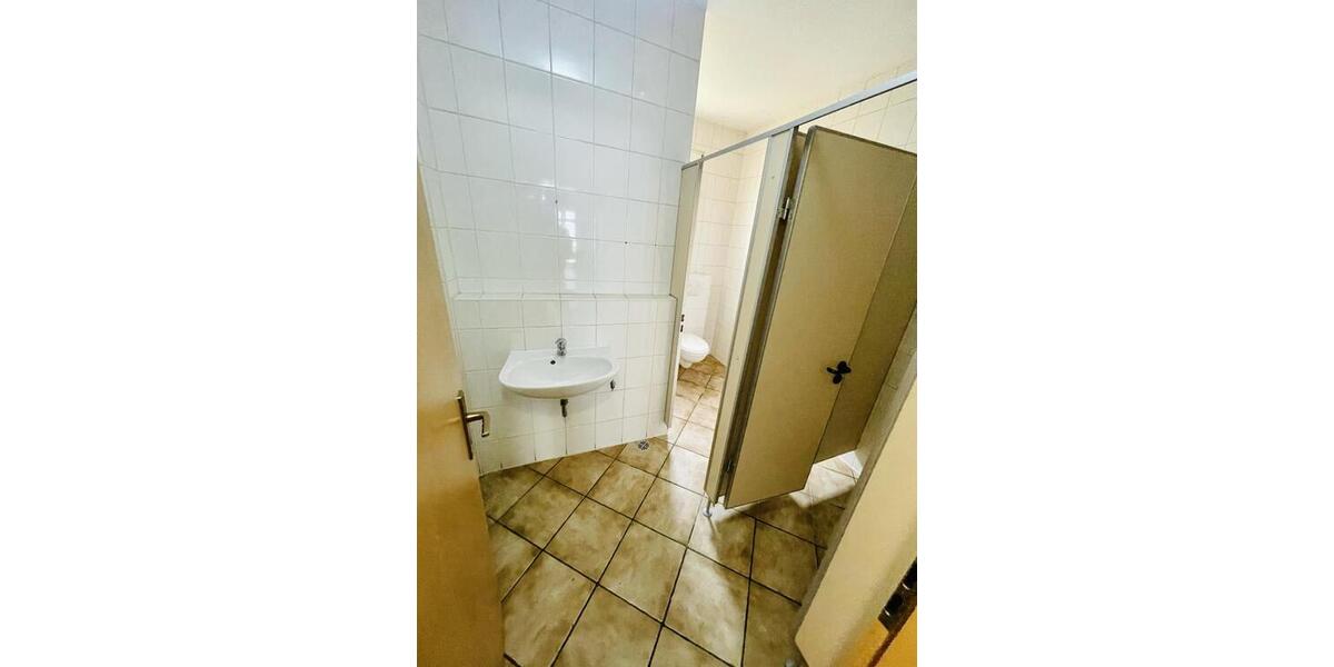 Tolle Gewerbefläche z.B. für ein Café oder einen Laden in sehr zentraler Lage von Gera! - Gewerbeobjekt Gera Debschwitz | Angebot:26384749