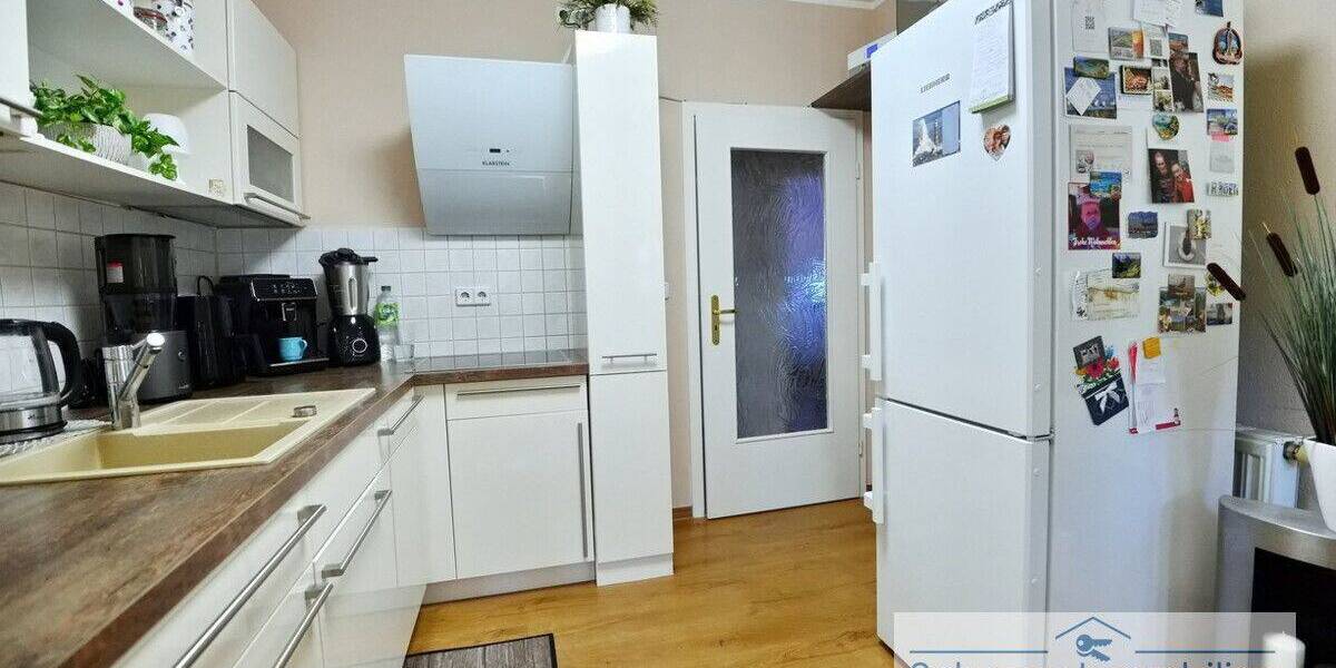Etagenwohnung Meerane - 3 Zimmer, 84 m&sup2;, 510&euro; | Angebot:26879089