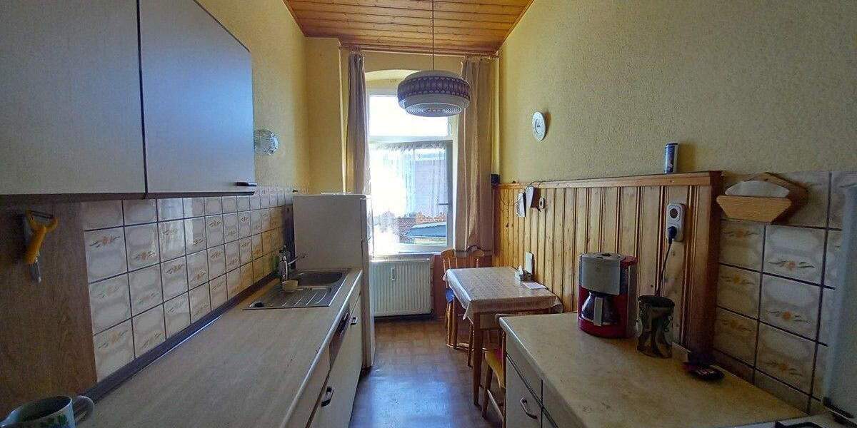 Mehrfamilienhaus, Wohnhaus Crimmitschau - 9 Zimmer, 185 m&sup2;, 69.000&euro; | Angebot:25385481