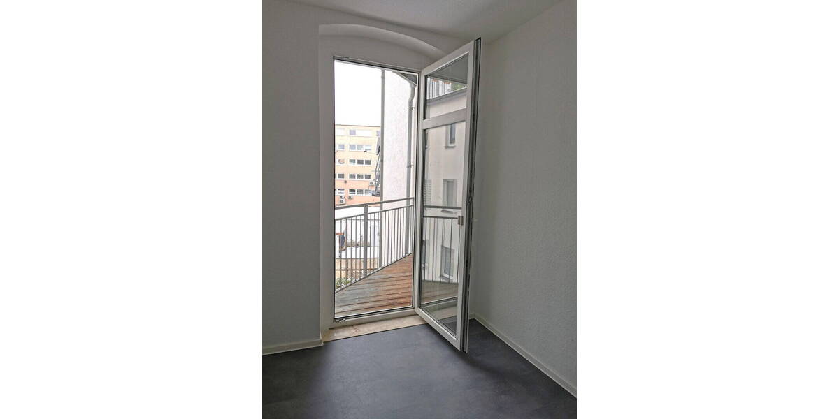 Etagenwohnung Gera Debschwitz - 3 Zimmer, 92 m&sup2;, 590&euro; | Angebot:26154514