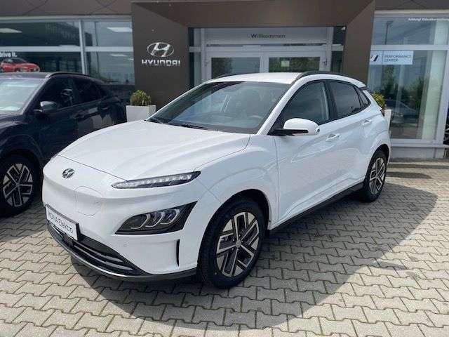 Hyundai KONA 17.000 km 22.990 € Crimmitschau 08451