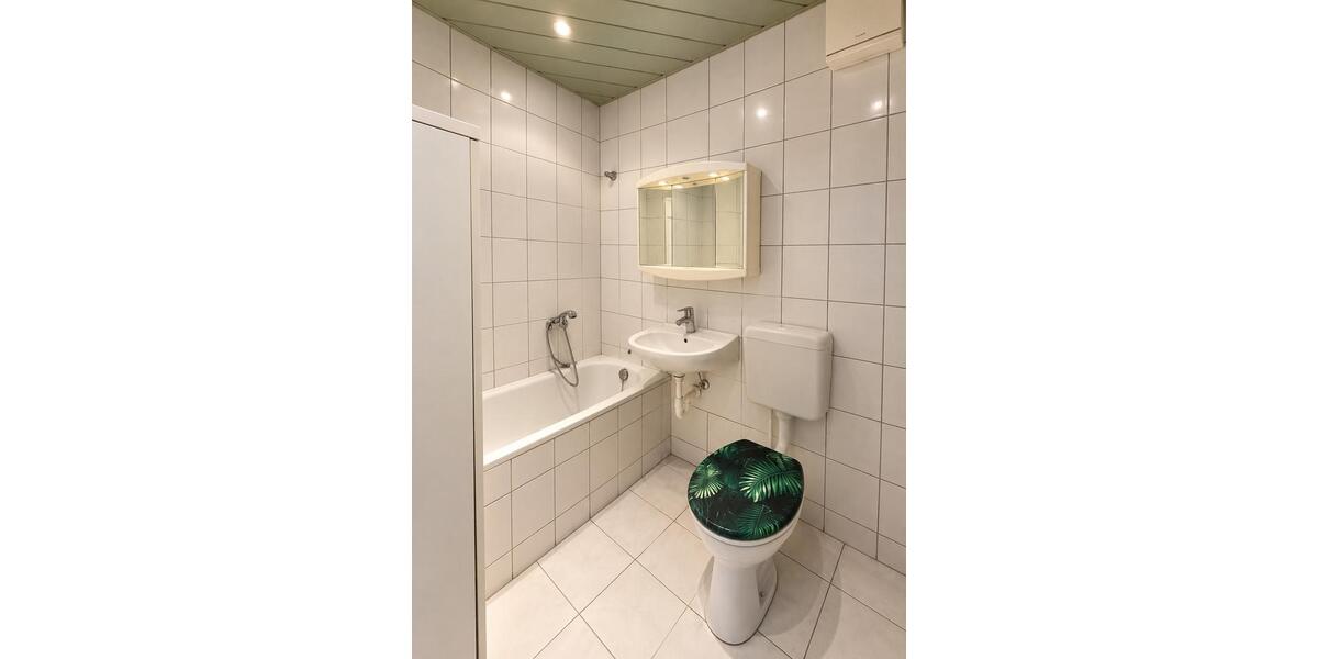 Etagenwohnung Gera Lusan - 3 Zimmer, 65 m&sup2;, 55.000&euro; | Angebot:27671981
