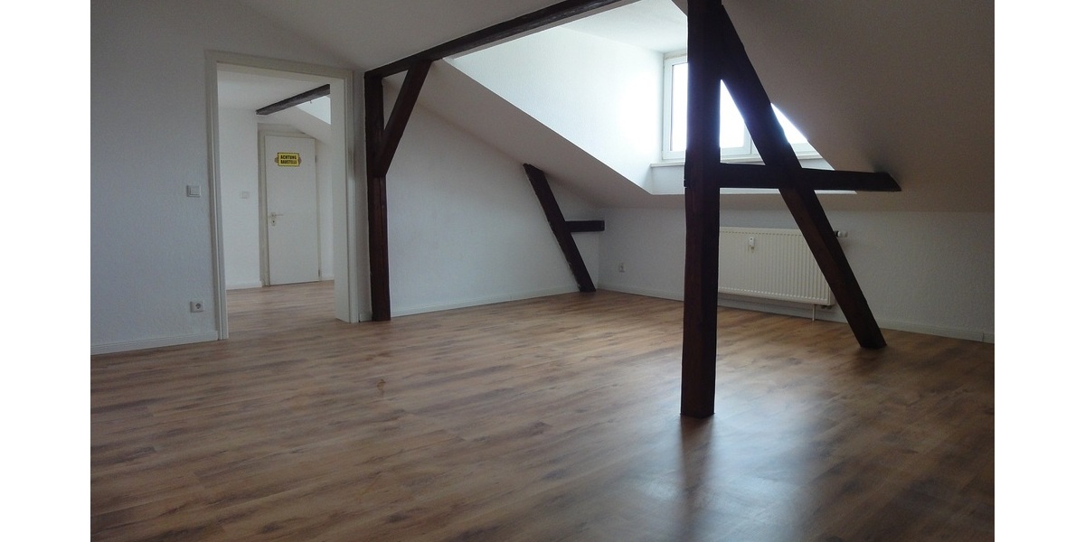 Wohnhaus im beliebten Ostviertel von Gera vermietet zeitgemäß Denkmalobjekt - Mehrfamilienhaus, Wohnhaus Gera Ostviertel | Angebot:26348939