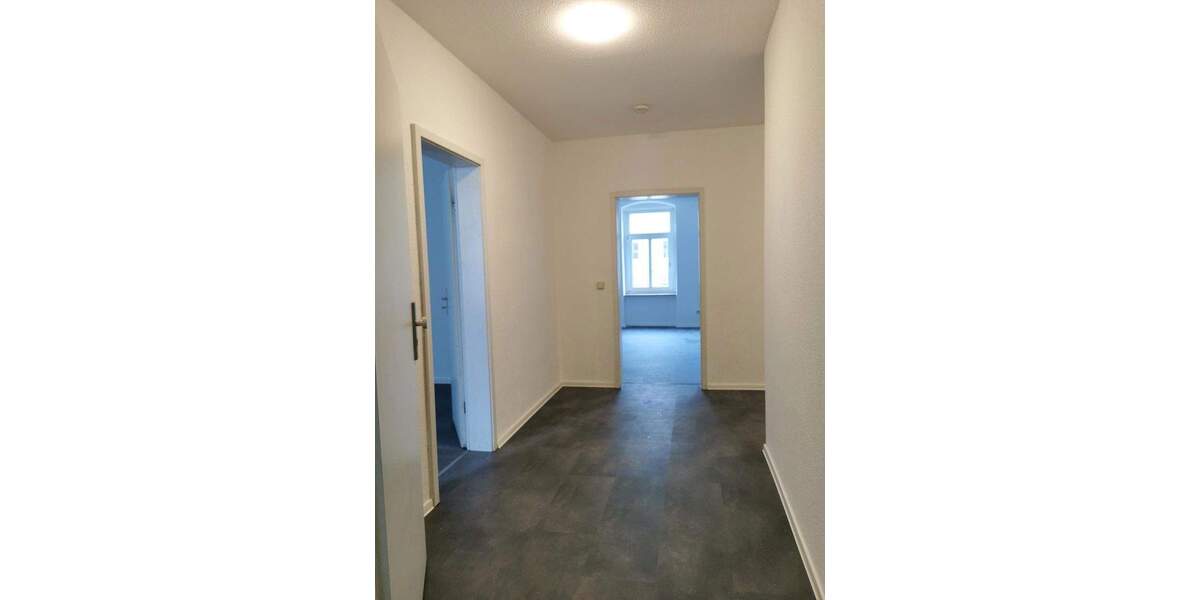 Etagenwohnung Gera Debschwitz - 3 Zimmer, 92 m&sup2;, 590&euro; | Angebot:25274381
