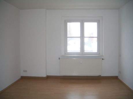 Etagenwohnung Zeulenroda-Triebes Zeulenroda - 3 Zimmer, 74 m&sup2;, 410&euro; | Angebot:26751572