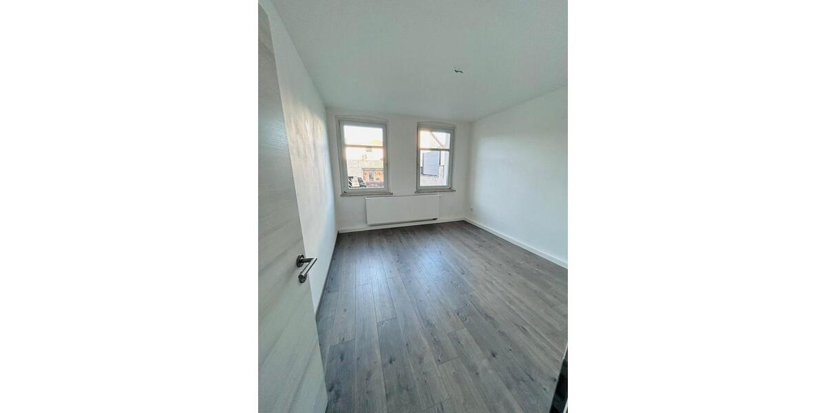 Erdgeschoßwohnung Meerane - 2 Zimmer, 50 m&sup2;, 339&euro; | Angebot:26650166
