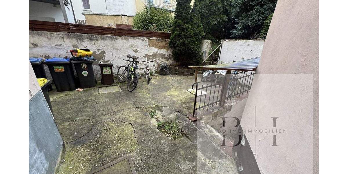 Mehrfamilienhaus im Geraer Ostviertel - laufende Mieteinnahmen & Entwicklungspotenzial zimmer