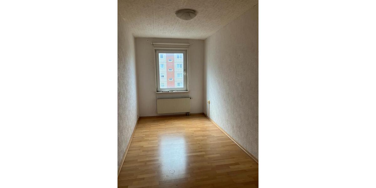 Etagenwohnung Gera Bieblach-Ost - 4 Zimmer, 92 m&sup2;, 79.500&euro; | Angebot:26148850