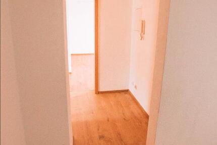 Wohnung Gera Alt-Bieblach - 3 Zimmer, 75 m&sup2;, 449&euro; | Angebot:26650083