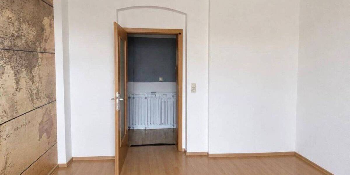 Etagenwohnung Altenburg Rasephas - 4 Zimmer, 90 m&sup2;, 82.000&euro; | Angebot:26763714
