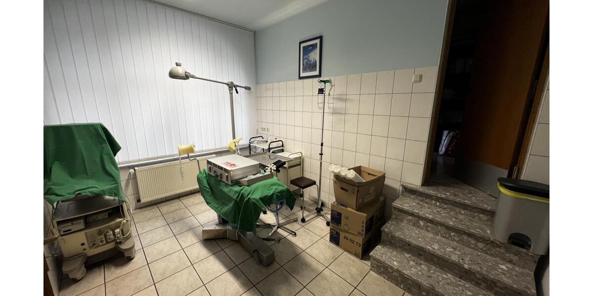 140 m² Praxis- oder Büroräume in Toplage von Gera-Debschwitz! - Gewerbeobjekt Gera Debschwitz | Angebot:26335128