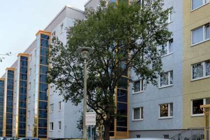 Wohnung Gera Bieblach-Ost - 3 Zimmer, 70 m&sup2;, 440&euro; | Angebot:26845358