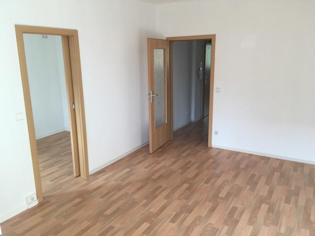 Etagenwohnung Gera Lusan - 2 Zimmer, 49 m&sup2;, 320&euro; | Angebot:26148449