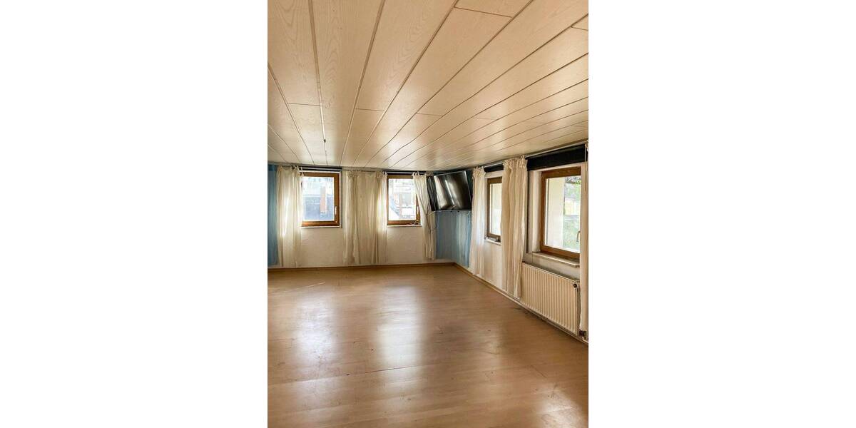 Einfamilienhaus Meerane Crotenlaide - 6 Zimmer, 150 m&sup2;, 49.000&euro; | Angebot:26499675