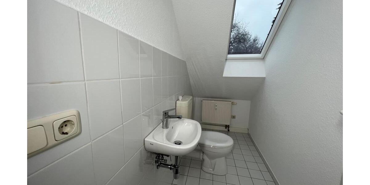 Gemütliche 3 Raum DG Wohnung mit Garten am Haus - unterhalb der Osterburg! - Dachgeschoßwohnung Weida Liebsdorf | Angebot:26146312