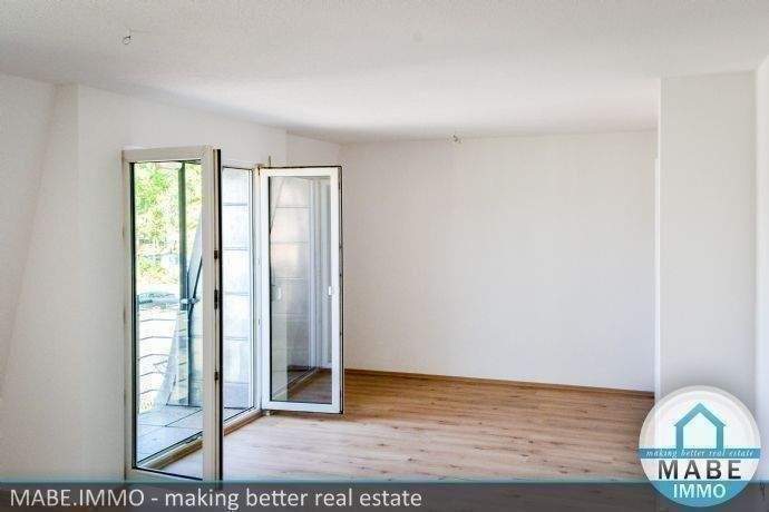 Einziehen und wohlfühlen - 2-Raum-Wohnung mit Balkon und Tiefgaragenstellplatz!