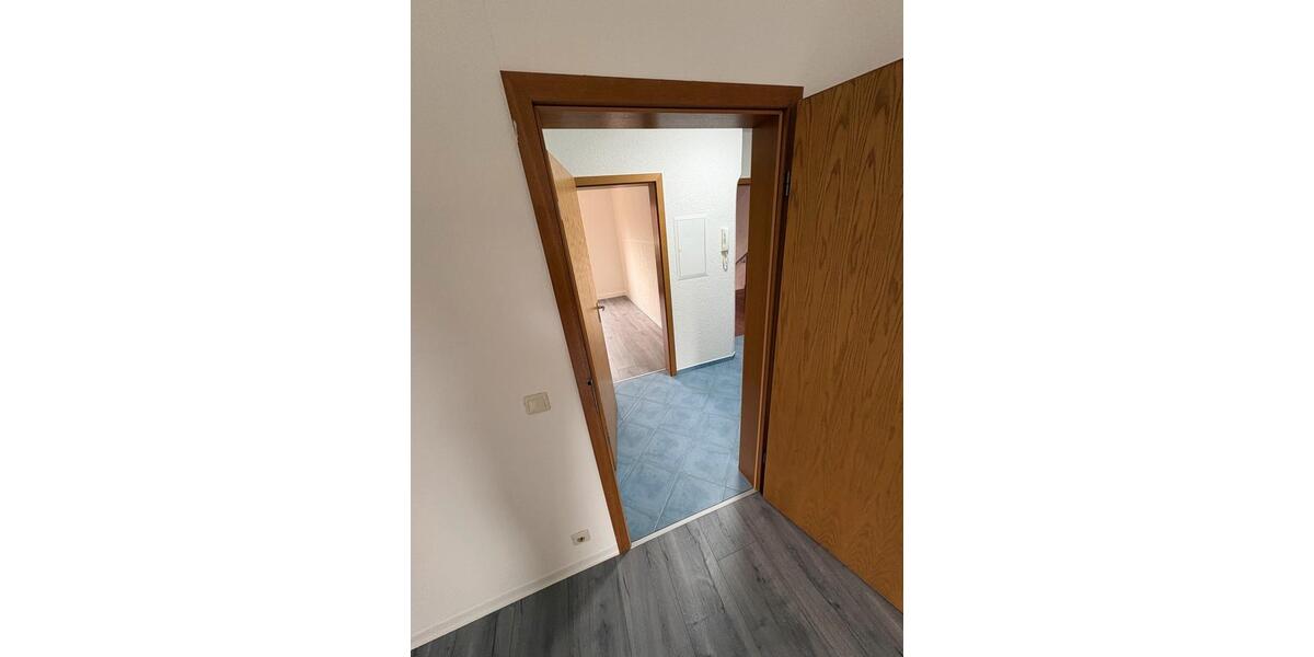 Erdgeschoßwohnung Zeitz - 1 Zimmer, 30 m&sup2;, 200&euro; | Angebot:26136842
