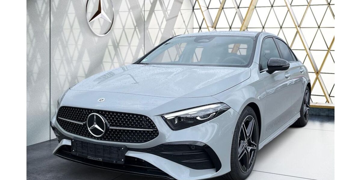 Mercedes-Benz A 180 5.000 km 35.880 € Altenburg-Remsa 04603