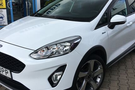 Ford Fiesta 66.190 km 9.999 &euro; Triptis 07819