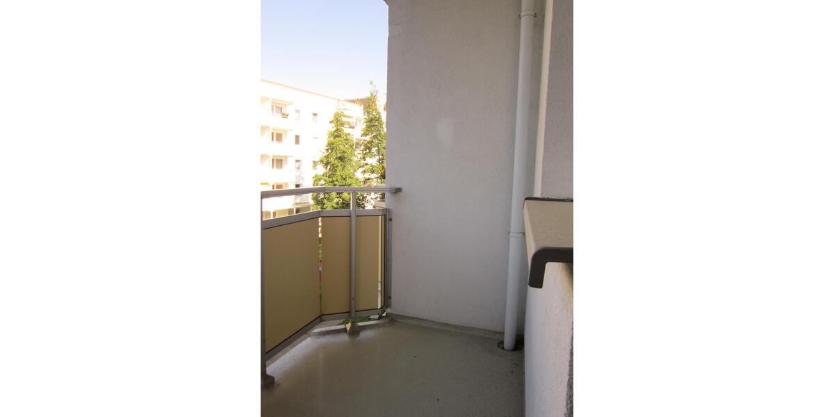 Etagenwohnung Crimmitschau - 1 Zimmer, 41 m&sup2;, 281&euro; | Angebot:15802013