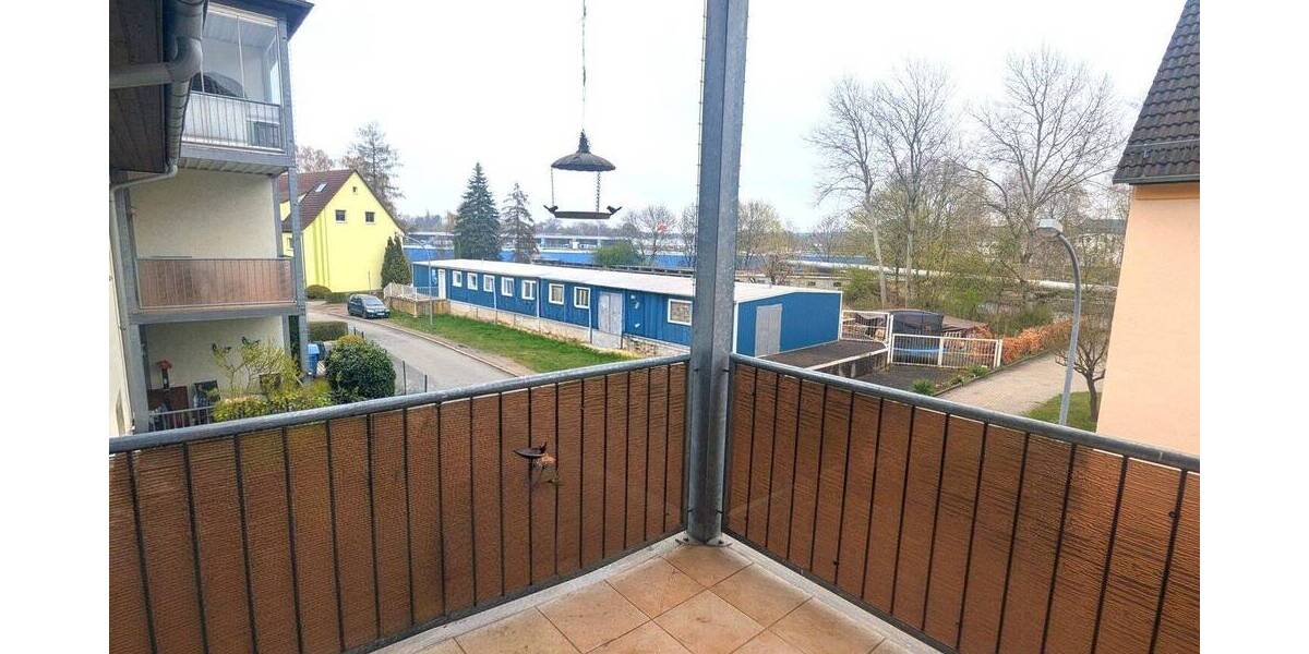 Etagenwohnung Hermsdorf - 3 Zimmer, 71 m&sup2;, 98.000&euro; | Angebot:26160265