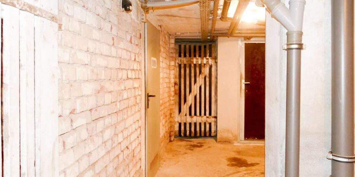 Mehrfamilienhaus, Wohnhaus Werdau Steinpleis - 1 Zimmer, 395 m&sup2;, 245.000&euro; | Angebot:25729327