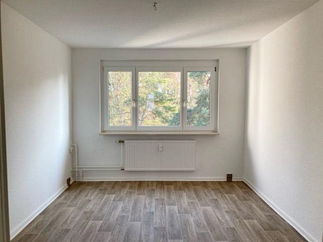 Etagenwohnung Hermsdorf - 3 Zimmer, 60 m&sup2;, 350&euro; | Angebot:26279106