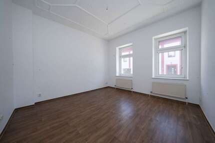 Wohnung zum Mieten in Zeitz 245 € 46.3 m²