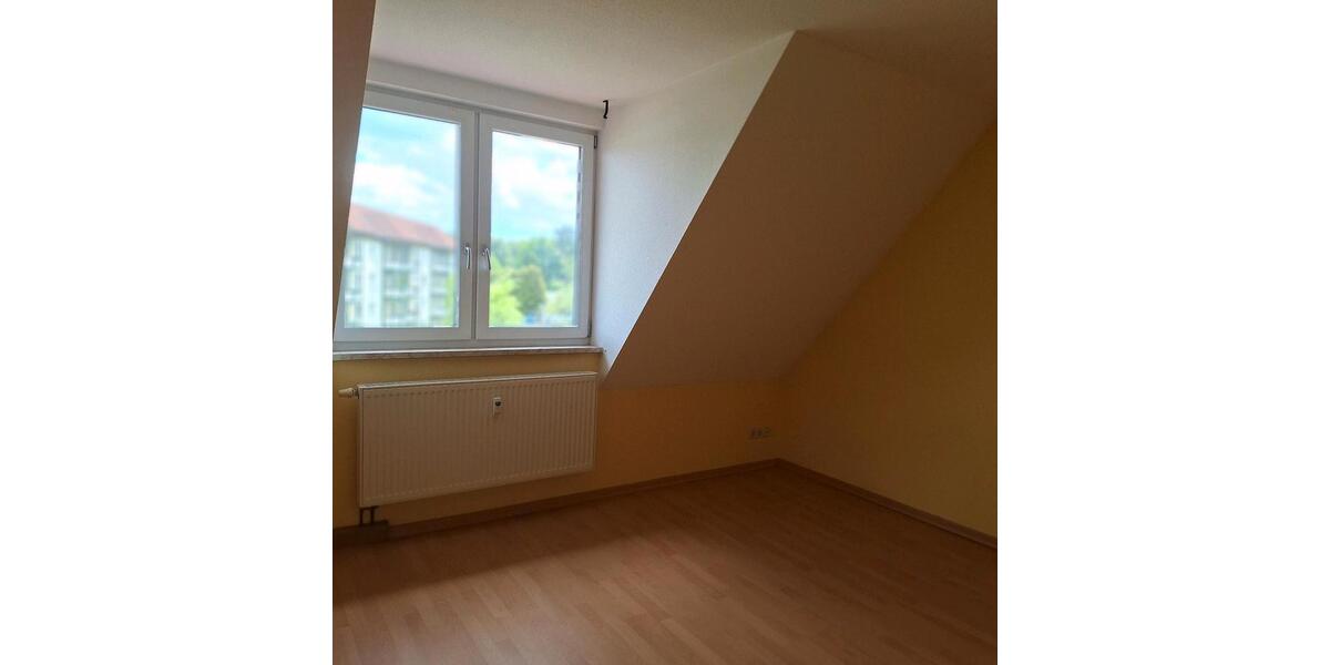 Dachgeschoßwohnung Neustadt an der Orla - 3 Zimmer, 90 m&sup2;, 78.000&euro; | Angebot:26741667