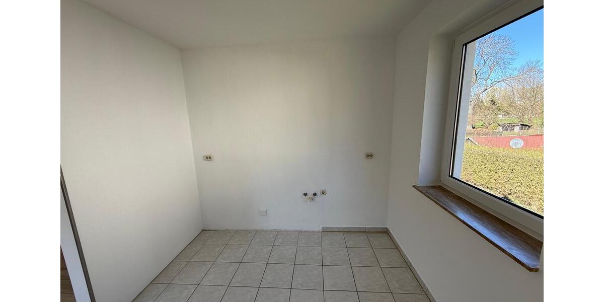 Etagenwohnung Weida - 2 Zimmer, 52 m&sup2;, 315&euro; | Angebot:26072433