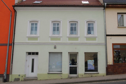 Haus Meerane - 10 Zimmer, 263 m&sup2;, 160.000&euro; | Angebot:26007542