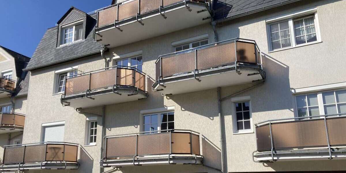 Etagenwohnung Fraureuth - 3 Zimmer, 72 m&sup2;, 69.000&euro; | Angebot:26119162