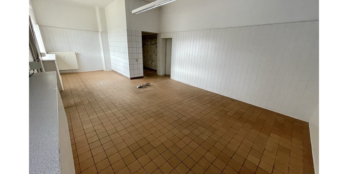 Schnäppchen! Großes Ladenlokal als Einzelhandel, Praxis oder Büro in Gera-Debschwitz zu vermieten ! - Gewerbeobjekt Gera Debschwitz | Angebot:26384349