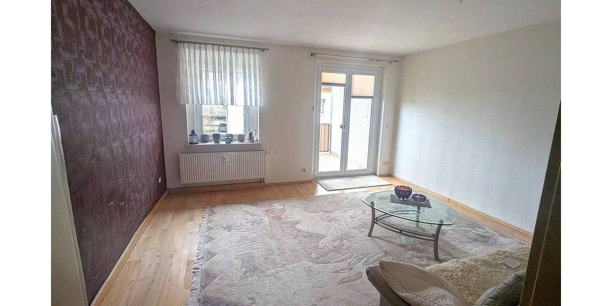 Etagenwohnung Hermsdorf - 3 Zimmer, 71 m&sup2;, 98.000&euro; | Angebot:26160265