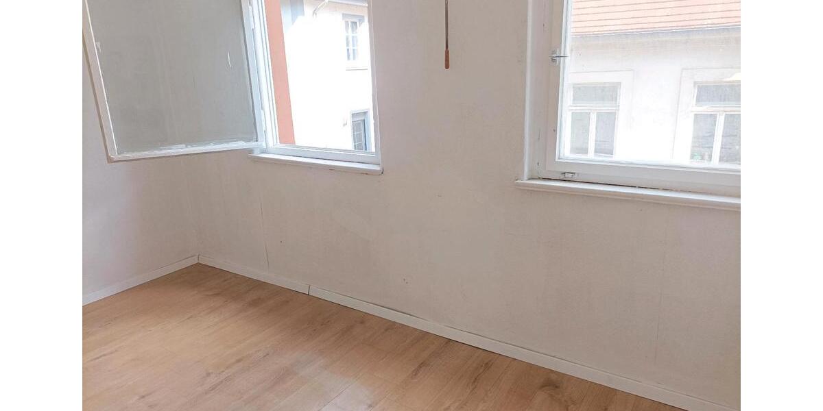 Mehrfamilienhaus, Wohnhaus Weida - 6 Zimmer, 150 m&sup2;, 53.000&euro; | Angebot:25903240