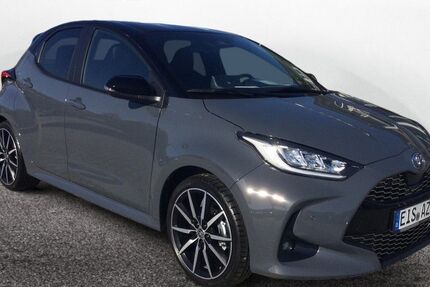 Toyota Yaris 2.000 km 32.930 € Petersberg 07616