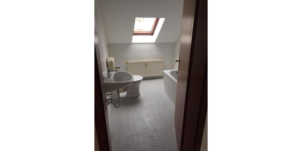 Mehrfamilienhaus, Wohnhaus Werdau - 14 Zimmer, 305 m&sup2;, 189.000&euro; | Angebot:26127176