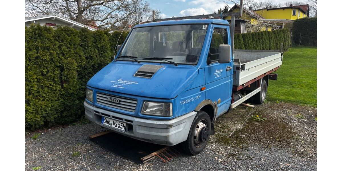 IVECO Andere 180.000 km 3.900 &euro; Graitschen 07616