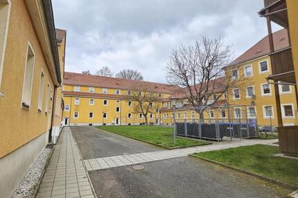 Wohnung Altenburg - 2 Zimmer, 70 m&sup2;, 475&euro; | Angebot:26563033