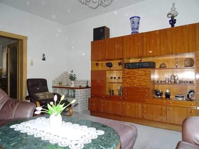 Etagenwohnung Auma-Weidatal Auma - 4 Zimmer, 105 m&sup2;, 450&euro; | Angebot:26360223