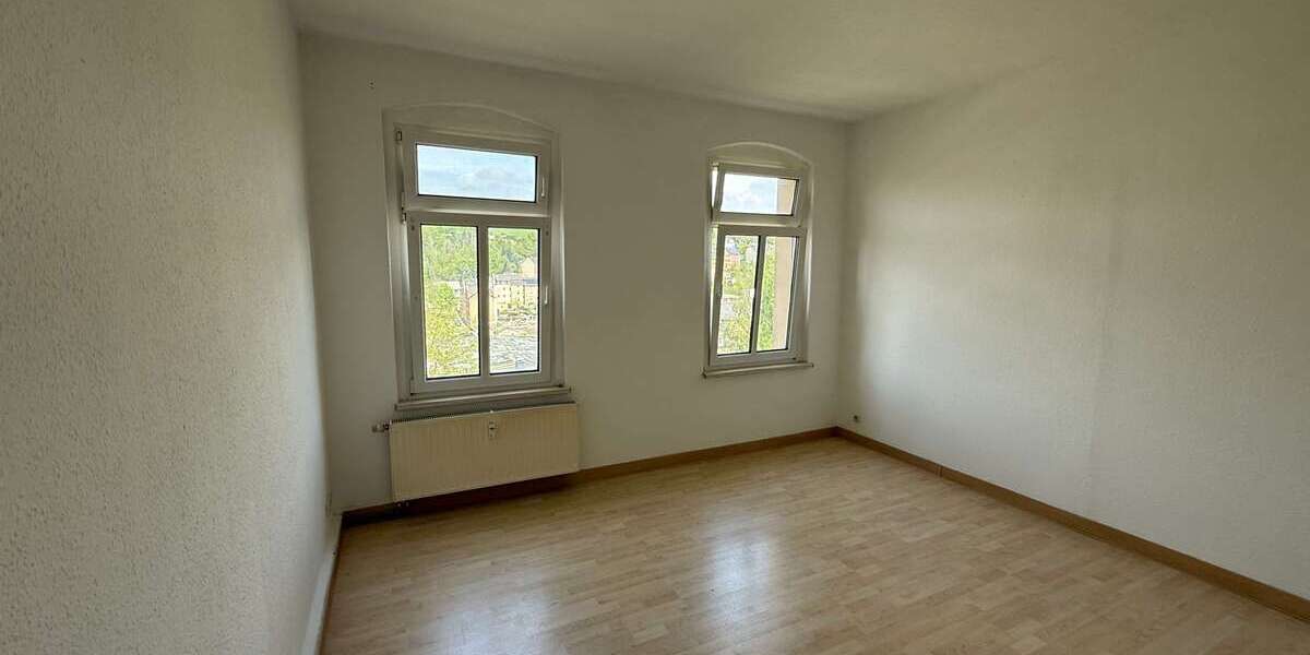 Etagenwohnung Greiz Irchwitz - 2 Zimmer, 44 m&sup2;, 230&euro; | Angebot:26465497