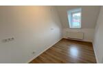 Dachgeschoßwohnung Werdau - 3 Zimmer, 64 m&sup2;, 390&euro; | Angebot:26032896