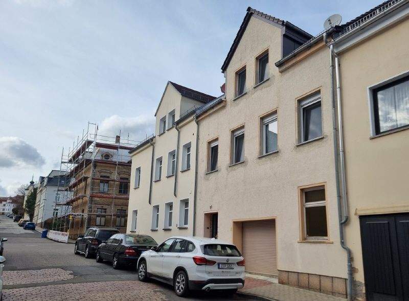 Reihenmittelhaus Crimmitschau - 5 Zimmer, 130 m&sup2;, 80.000&euro; | Angebot:25836782