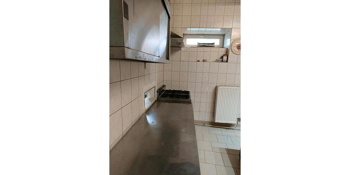Einfamilienhaus Zeitz - 8 Zimmer, 450 m&sup2;, 500.000&euro; | Angebot:25901092