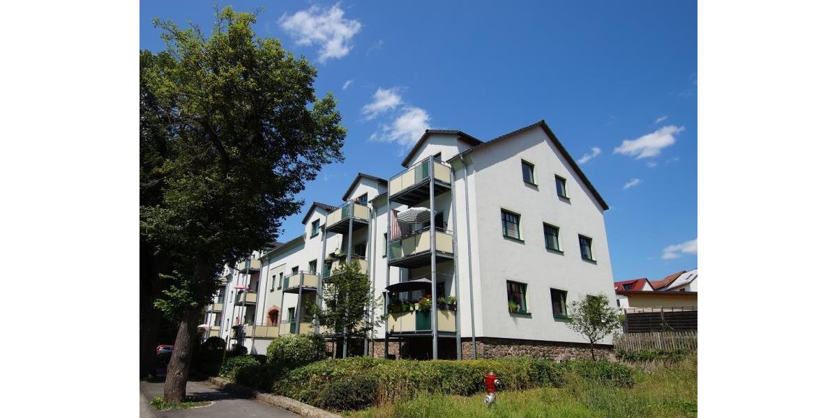 2-Raumwohnung mit Einbauküche, Balkon und Aufzug in Triptis 2 zimmer