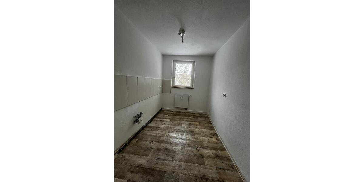 Etagenwohnung Zeitz - 3 Zimmer, 60 m&sup2;, 390&euro; | Angebot:25717384