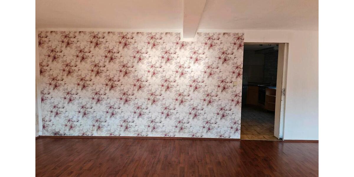 Maisonettenwohnung Kraftsdorf - 4 Zimmer, 130 m&sup2;, 1.200&euro; | Angebot:25136991